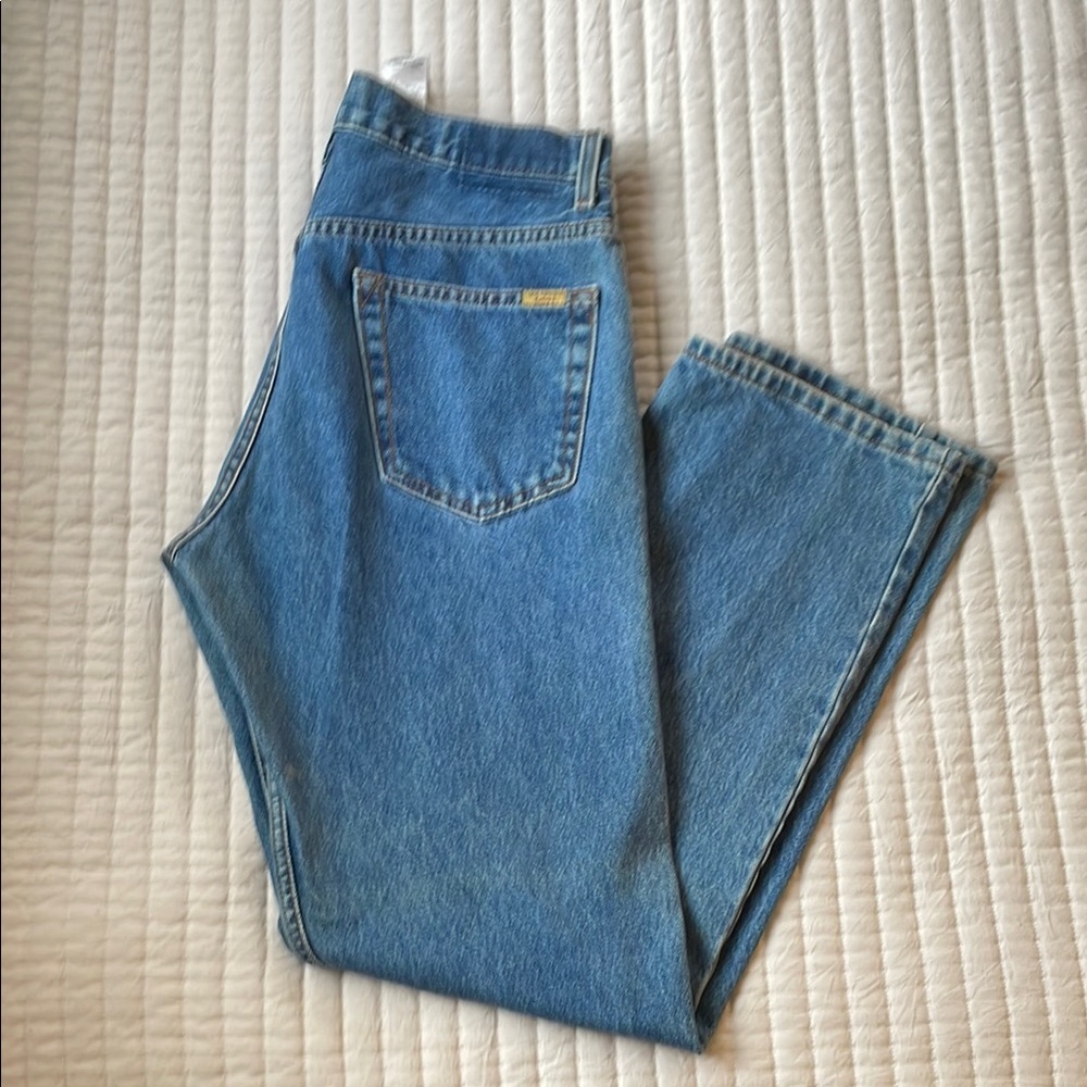 Levi’s Signature Blue Denim Jeans